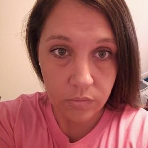 Meet your Posher, Leanna